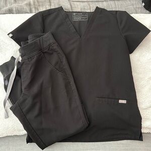Figs technical collection set size XS black